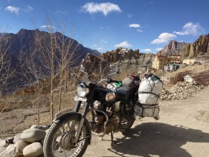 Having left Kaza in the morning, I had aplenty of time to explore Dhankar, perhaps 10km off of the main and only artery seasonally traversing the Spiti valley. A stand of deciduous trees pique my spirit with the feel of fall, but mostly it is treeless high altitude desert; solo and unsupported well past any tourist season, it is extra-planetary.